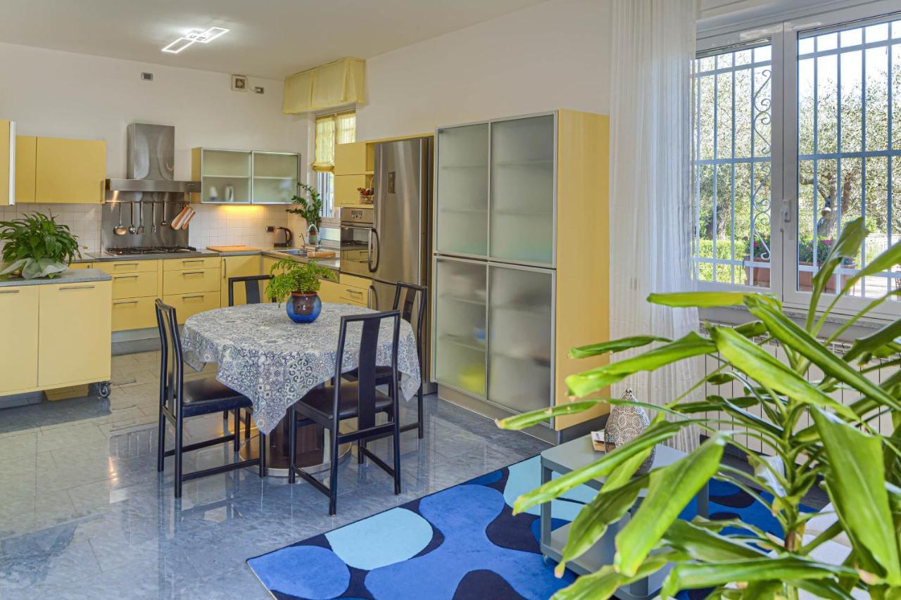Villa La Rodina Диано Марина Екстериор снимка