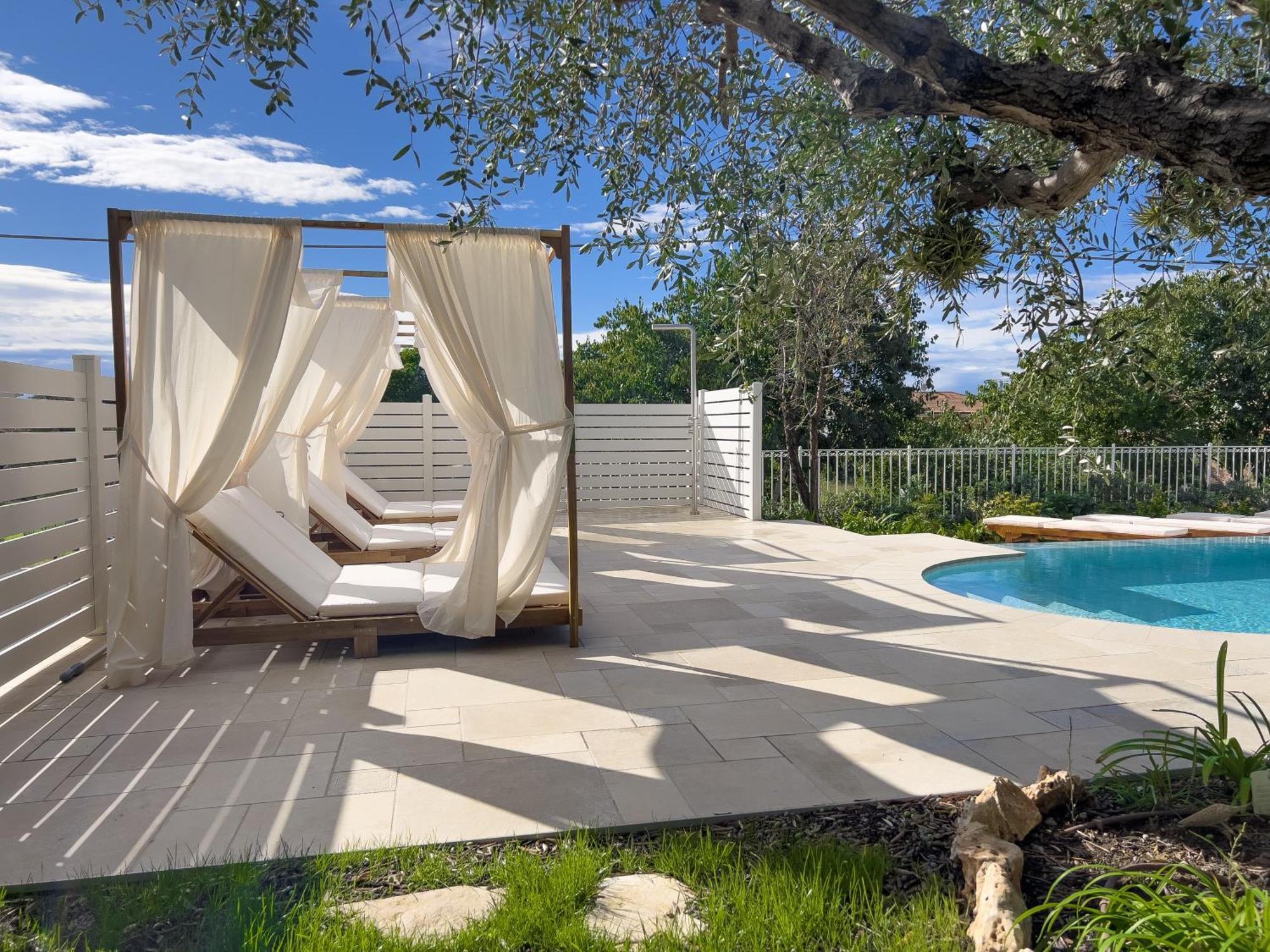 Villa La Rodina Диано Марина Екстериор снимка